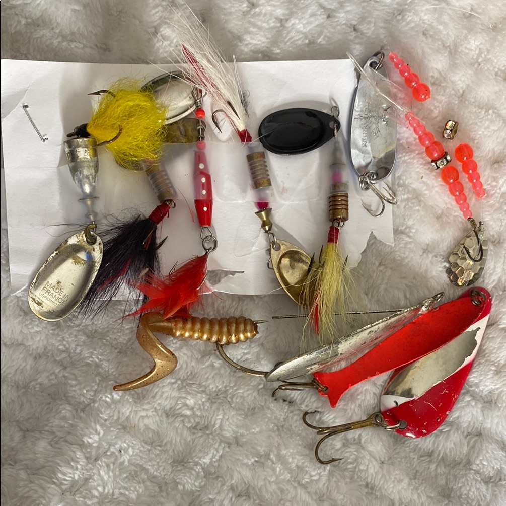 Fishing Lures Tackle Bundle